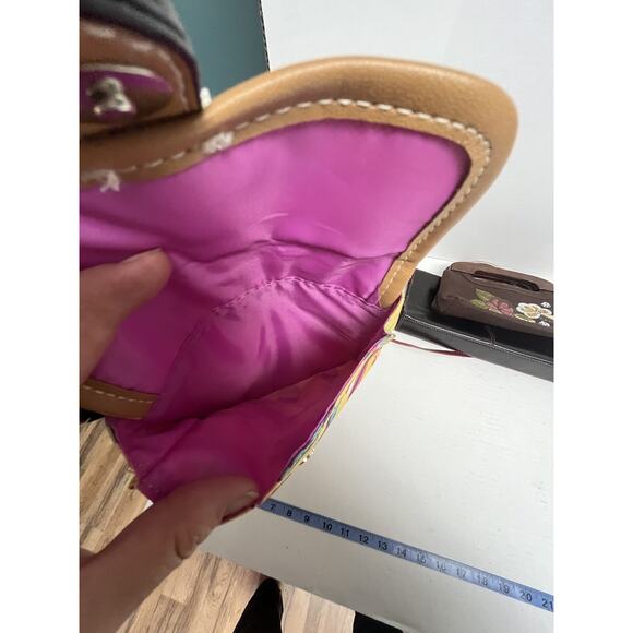 Lily Bloom Crossbody Purse Yellow Beach Days print Adjustable Recycled Pockets - Picture 7 of 15